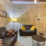 Apartamento 5 Minutes Walk To The Capital