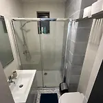 5 Minutes Walk To The Capital Apartamento